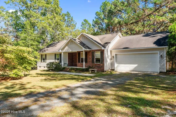 $275,000 | 215 North Pear Street, Pinebluff, NC 28373