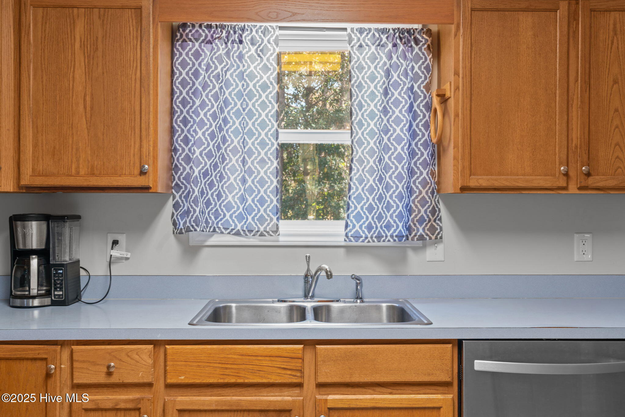 215 North Pear Street Pinebluff, NC 28373 - Photo 25 of 57 Kitchen Window