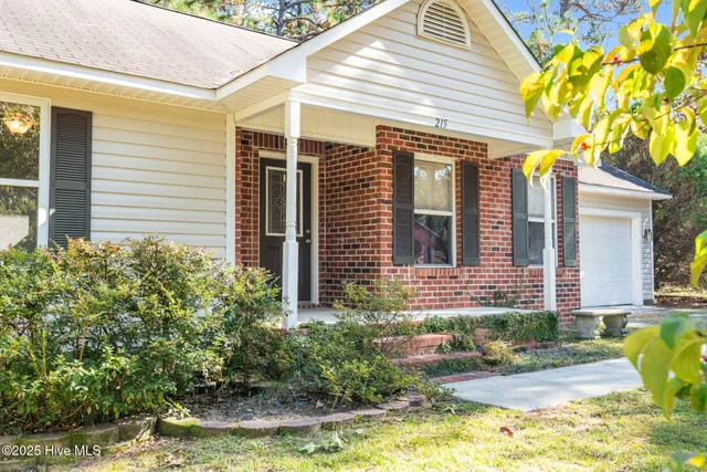 $285,000 | 215 North Pear Street, Pinebluff, NC 28373
