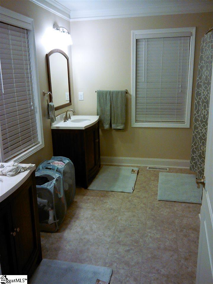 2022 A Pleasant Hill Road Greer, SC 29651 - Photo 13 of 19 Gallery Image 13