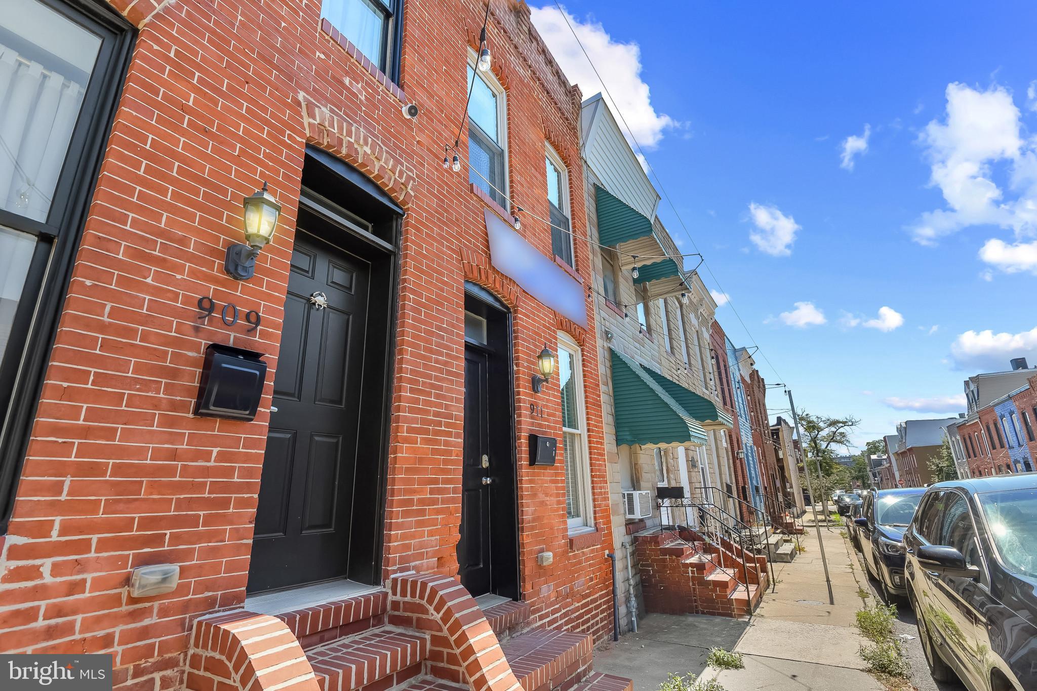 911 South Curley Street Baltimore, MD 21224 - Photo 1 of 40