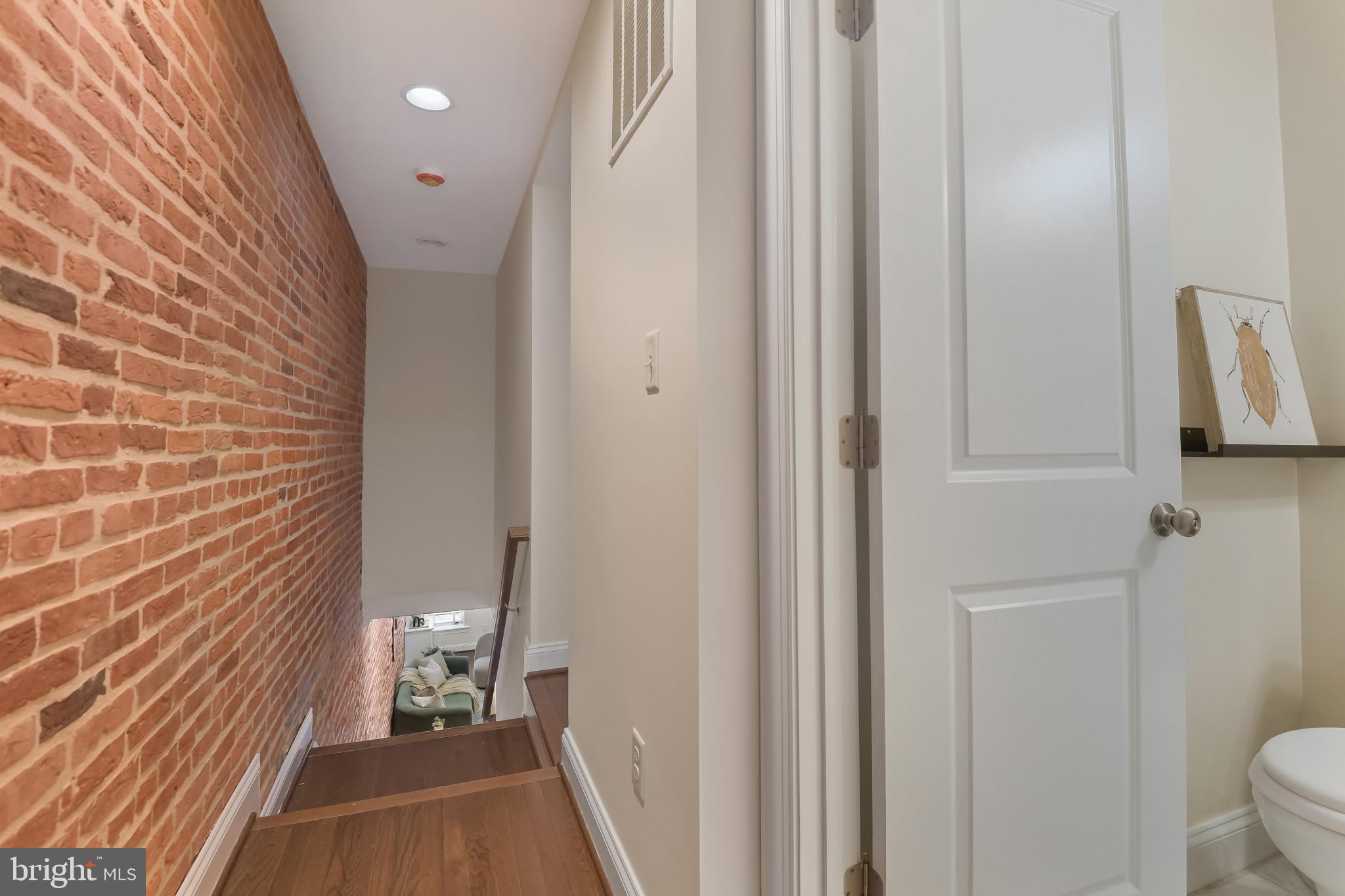 911 South Curley Street Baltimore, MD 21224 - Photo 20 of 40