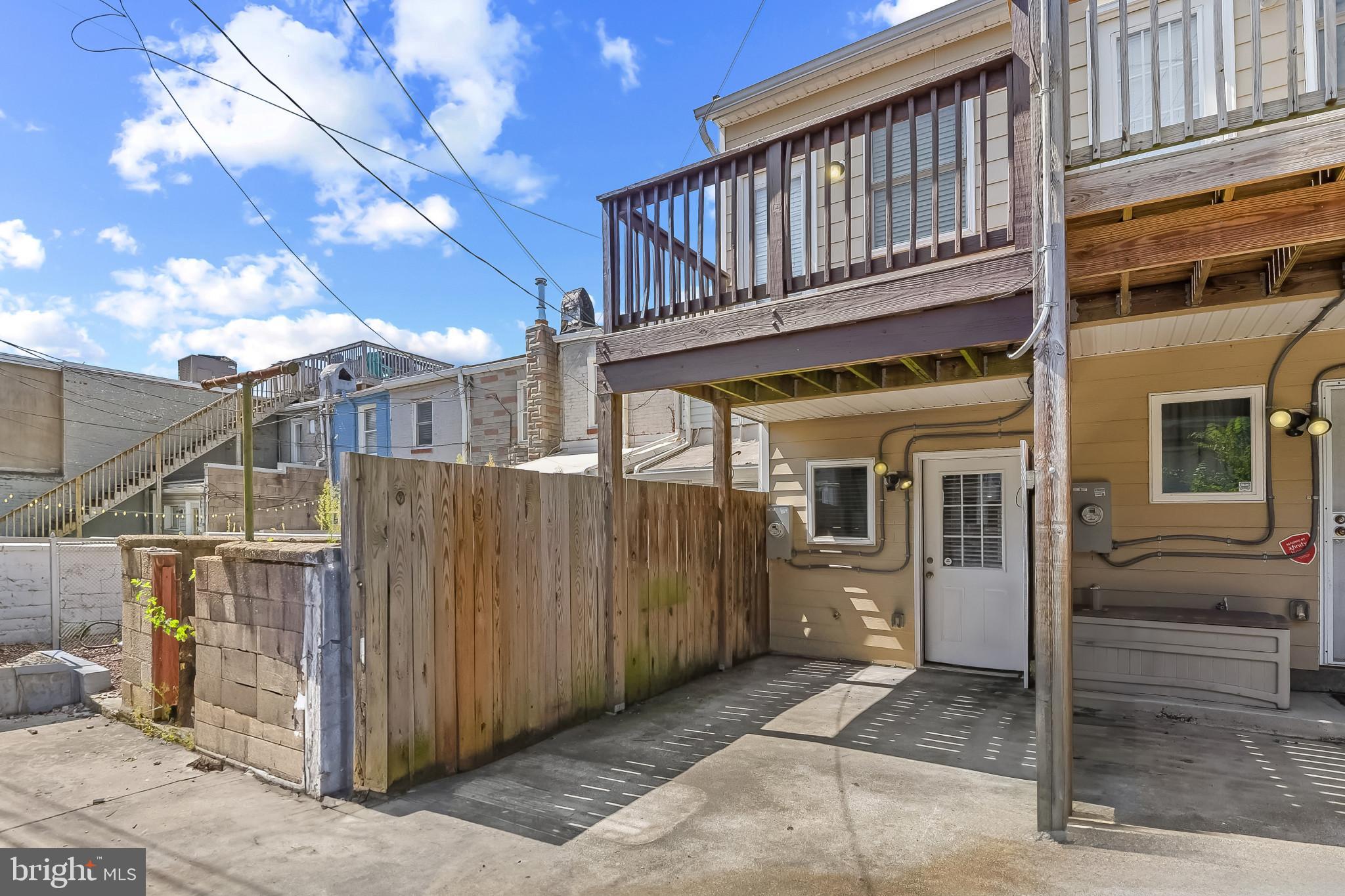 911 South Curley Street Baltimore, MD 21224 - Photo 34 of 40