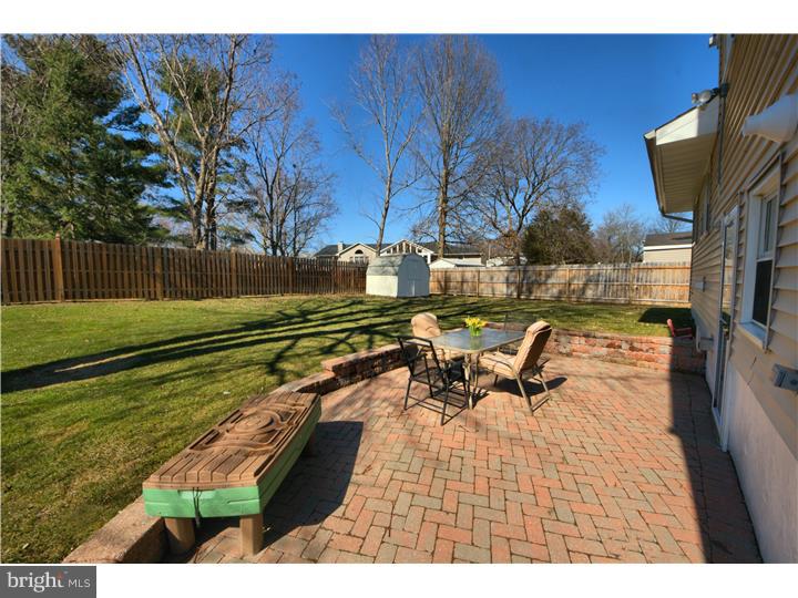 10 Sun Valley Road Hamilton Square, NJ 08690 - Photo 21 of 25 Patio