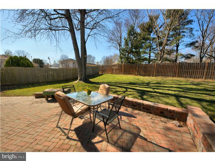 10 Sun Valley Road Hamilton Square, NJ 08690 - Photo 23 of 25 Patio