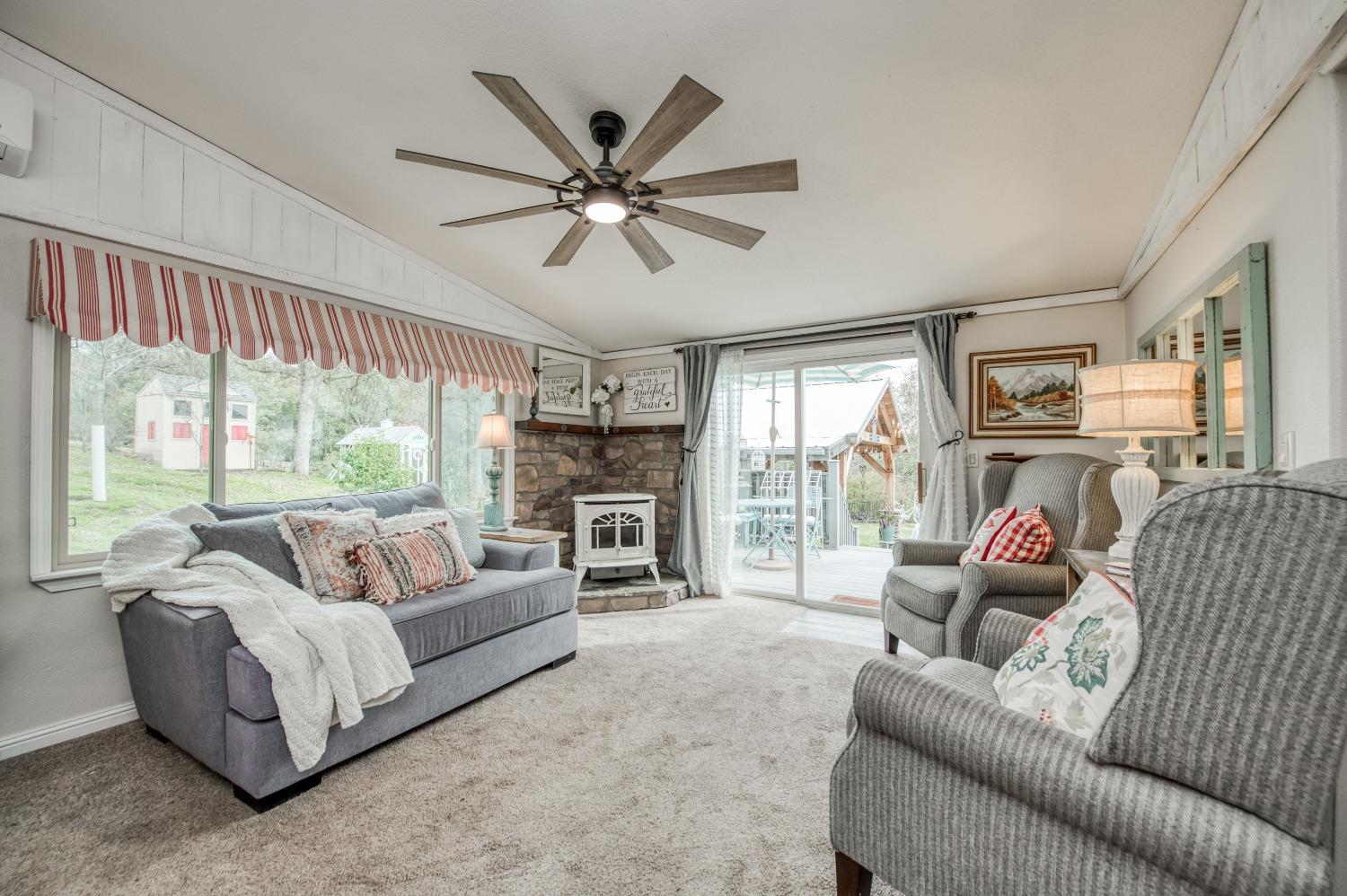 30128 Auberry Road Prather, CA 93651 - Photo 52 of 99 a living room with furniture and a large window