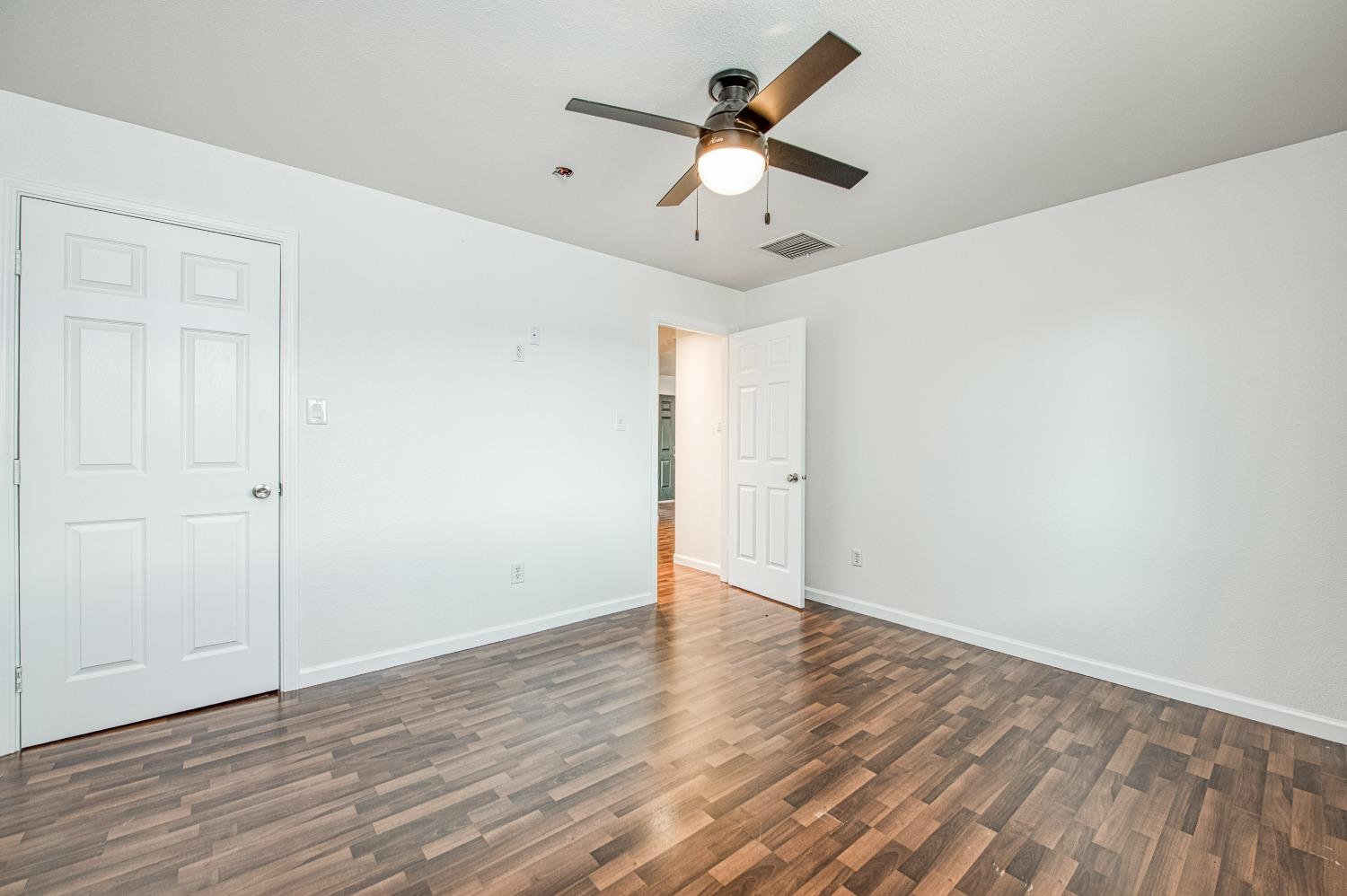 30128 Auberry Road Prather, CA 93651 - Photo 69 of 99 wooden floor in an empty room