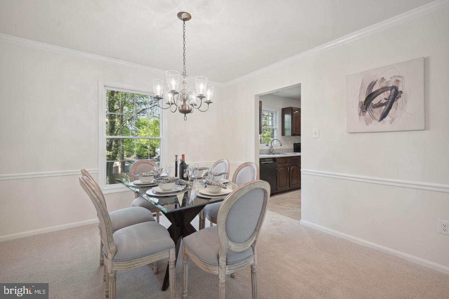 100 Summit Hall Road Gaithersburg, MD 20877 - Photo 7 of 28 Dining room with kitchen entrywat