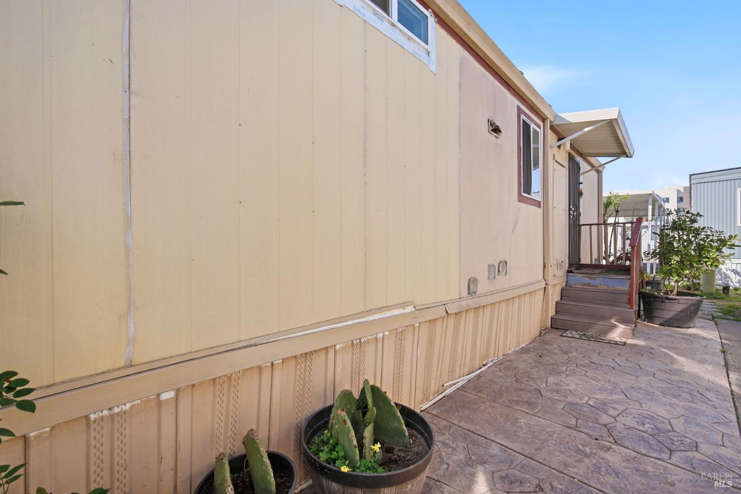 2963 Santa Rosa Avenue, Unit B2 Santa Rosa, CA 95407 - Photo 26 of 32 a view of a porch with wooden fence