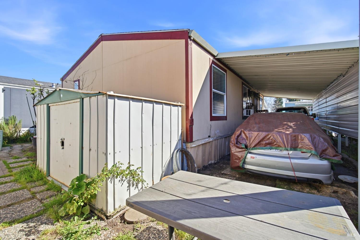 2963 Santa Rosa Avenue, Unit B2 Santa Rosa, CA 95407 - Photo 29 of 32 a outdoor space view with a sitting space