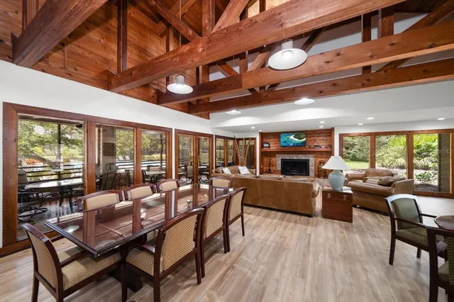 a view of a tennis court