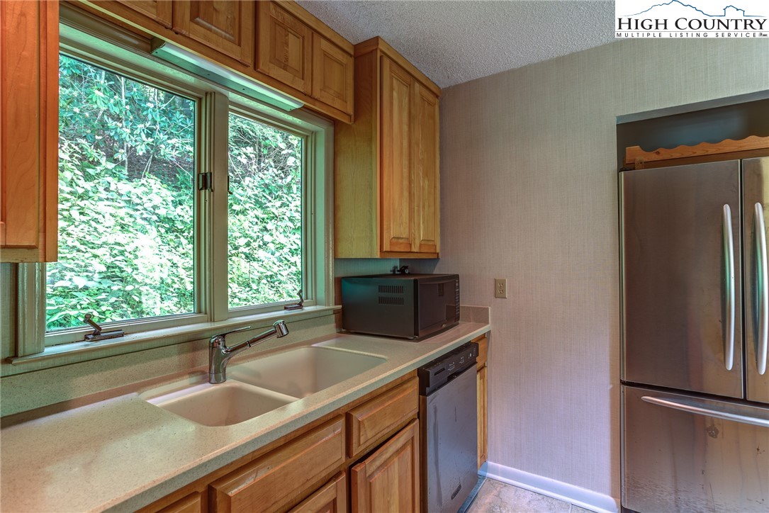 193 Riverview Road Boone, NC 28607 - Photo 34 of 42