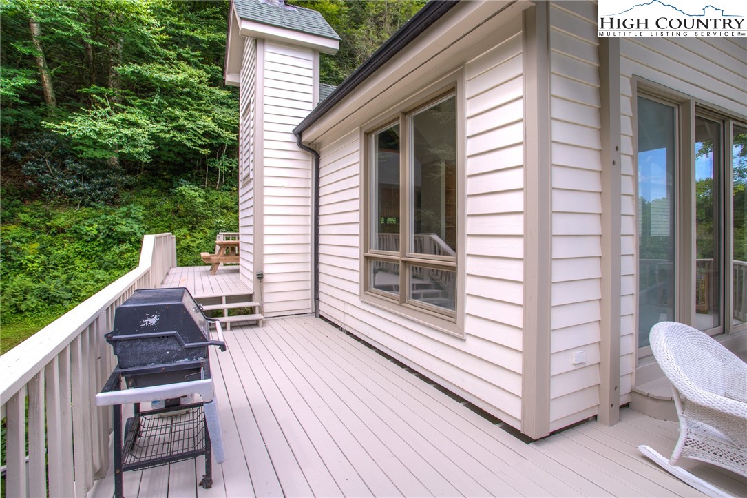 193 Riverview Road Boone, NC 28607 - Photo 8 of 42