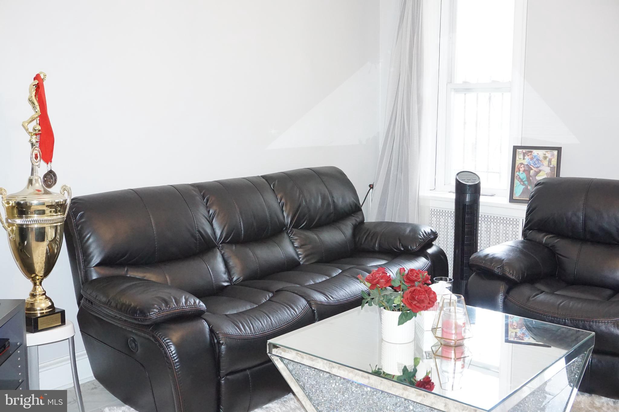 232 Copley Road Upper Darby, PA 19082 - Photo 12 of 54 Living Room