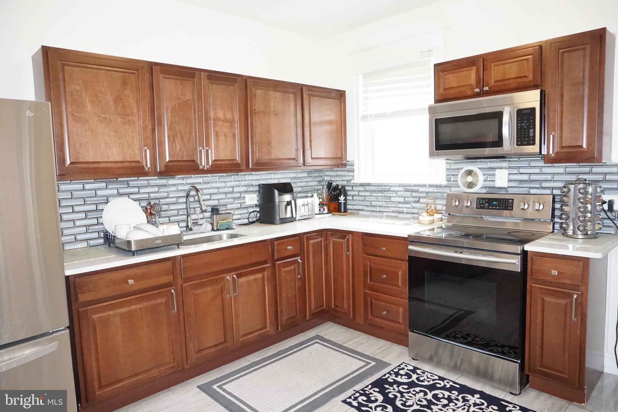 232 Copley Road Upper Darby, PA 19082 - Photo 20 of 54 Kitchen