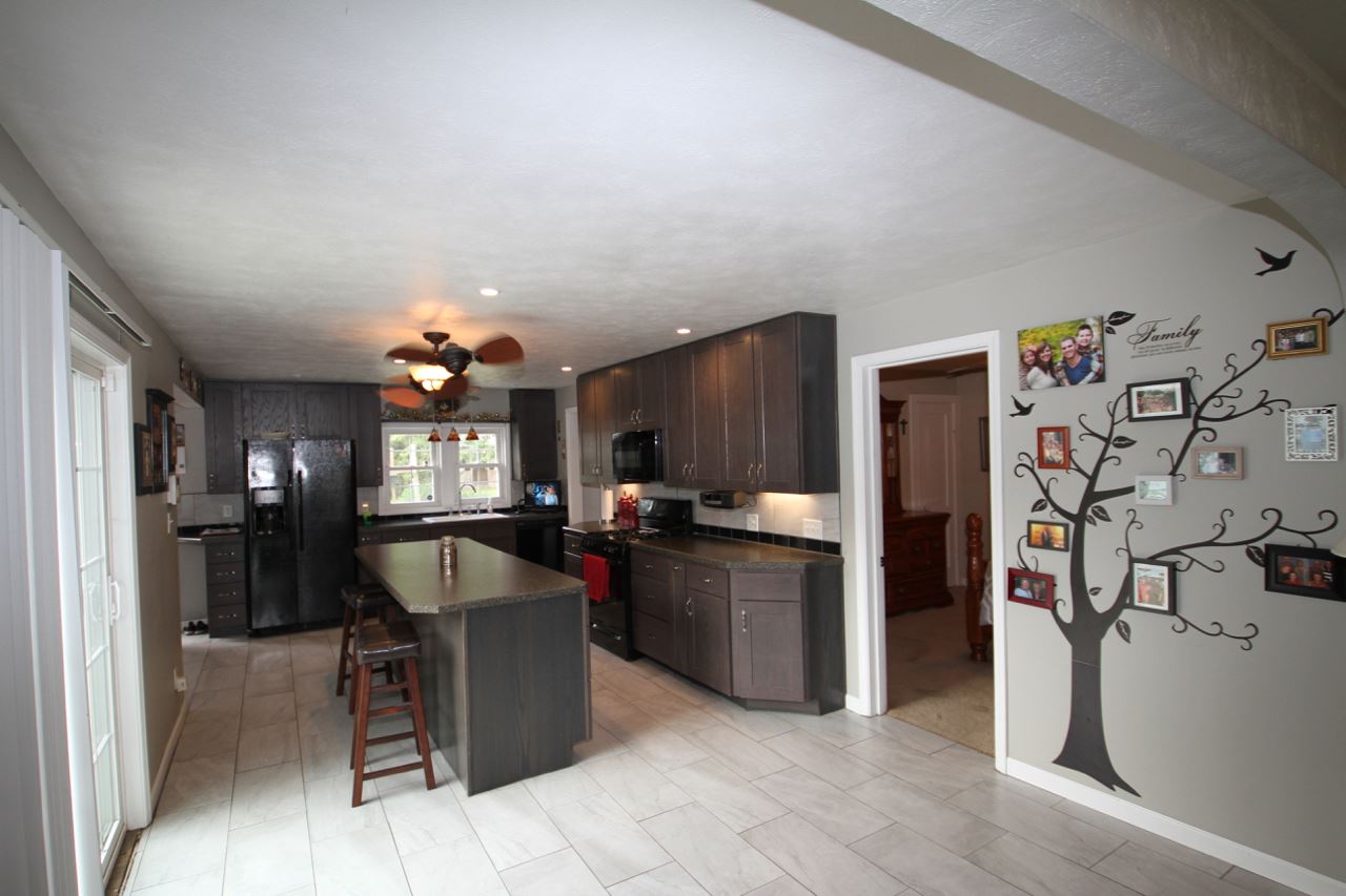 56875 Butternut Road South Bend, IN 46619 - Photo 10 of 34 Gallery Image 10