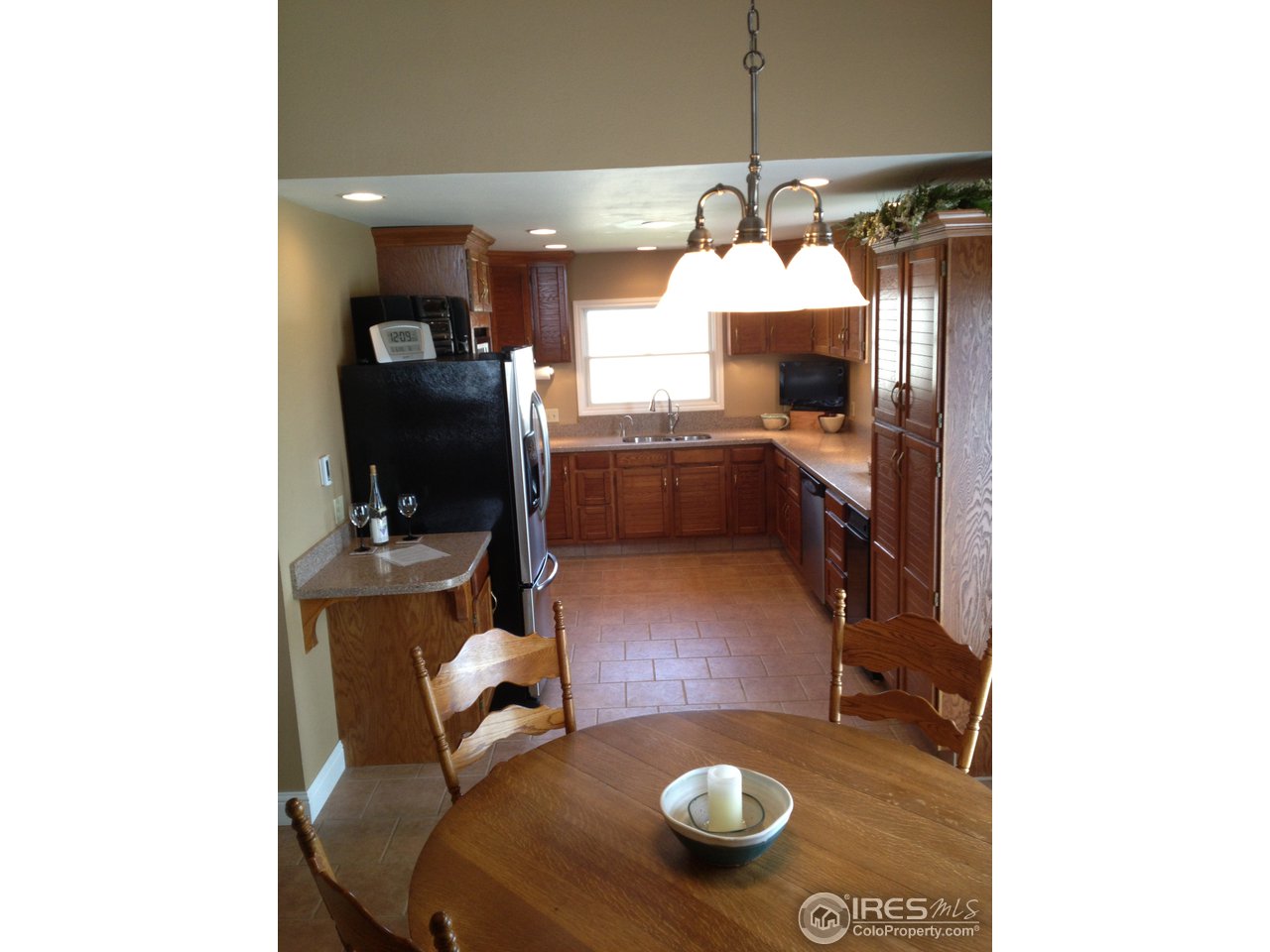 813 Gould Road Berthoud, CO 80513 - Photo 6 of 25 Bright Updated Kitchen