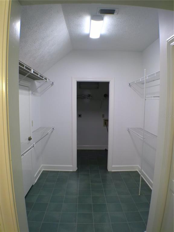415 Southeast 123rd Street Road Ocala, FL 34480 - Photo 24 of 50 a bathroom with a shower and a sink