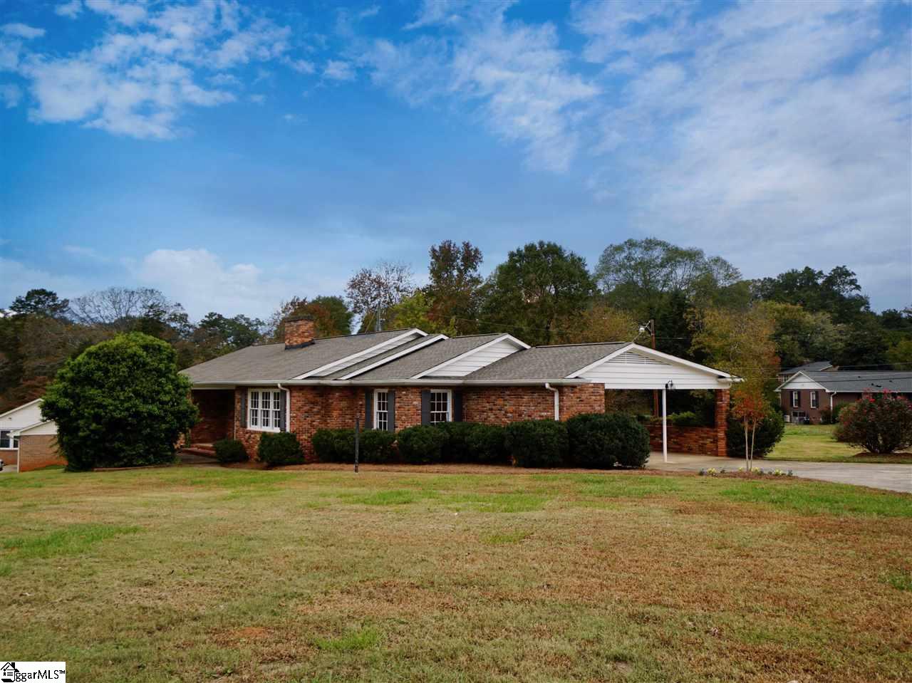 703 Timberlake Road Anderson, SC 29625 - Photo 1 of 23 Gallery Image 1