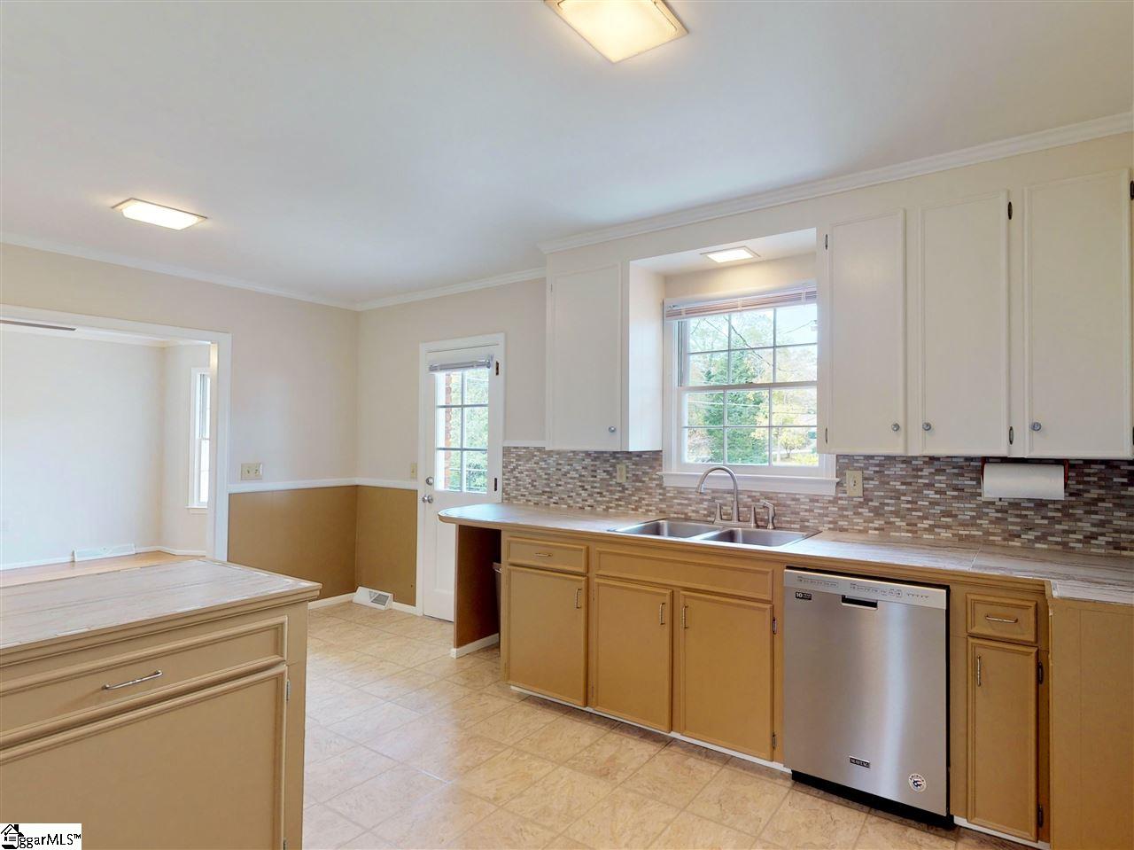 703 Timberlake Road Anderson, SC 29625 - Photo 8 of 23 Gallery Image 8