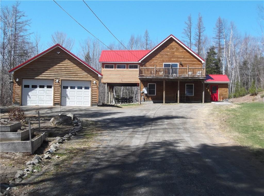 4 Bedroom home located just a short...