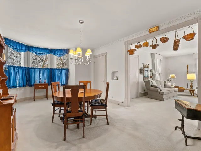 $198,800 | 617 North 7th Street, Manitowoc, WI 54220