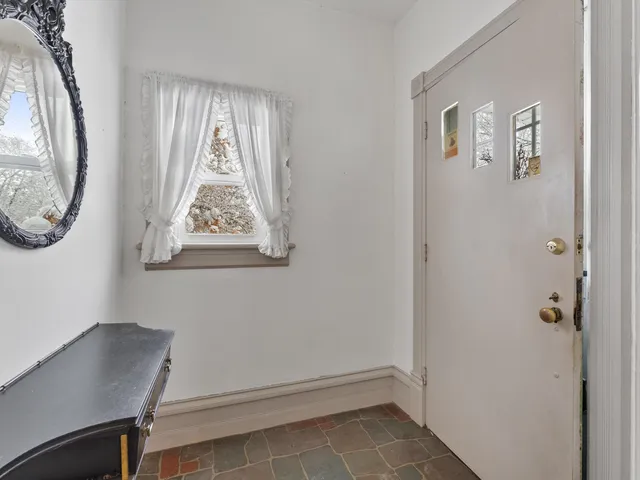 $198,800 | 617 North 7th Street, Manitowoc, WI 54220