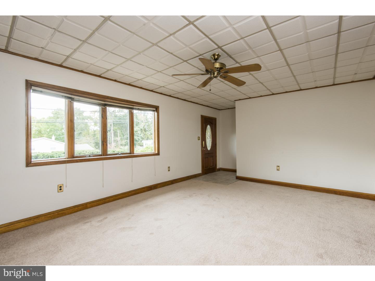 623 Cedar Grove Road Broomall, PA 19008 - Photo 4 of 25 Gallery Image 4