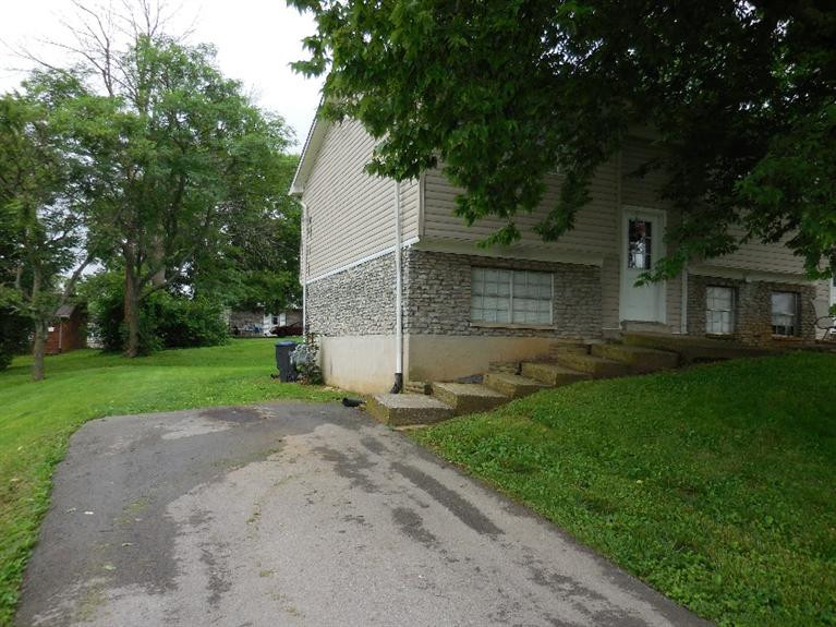 571 Williamsburg Road Frankfort, KY 40601 - Photo 2 of 4 Photo 2