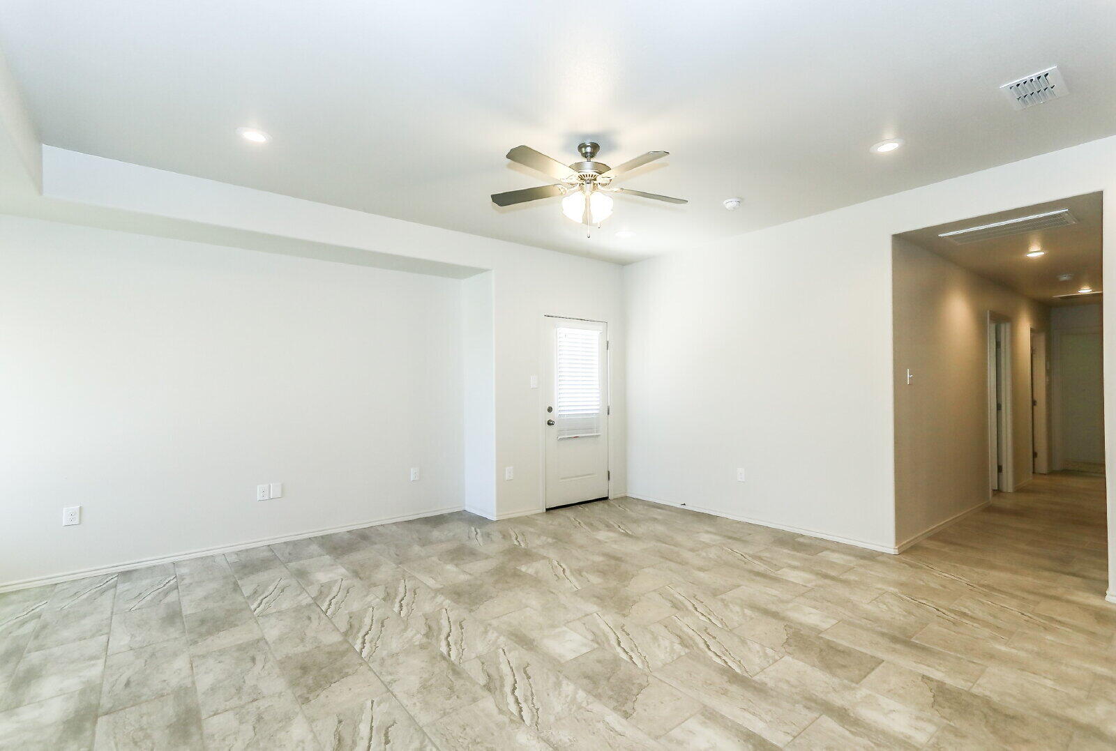 6903 67th Street, Unit A Lubbock, TX 79424 - Photo 4 of 32 a view of an empty room
