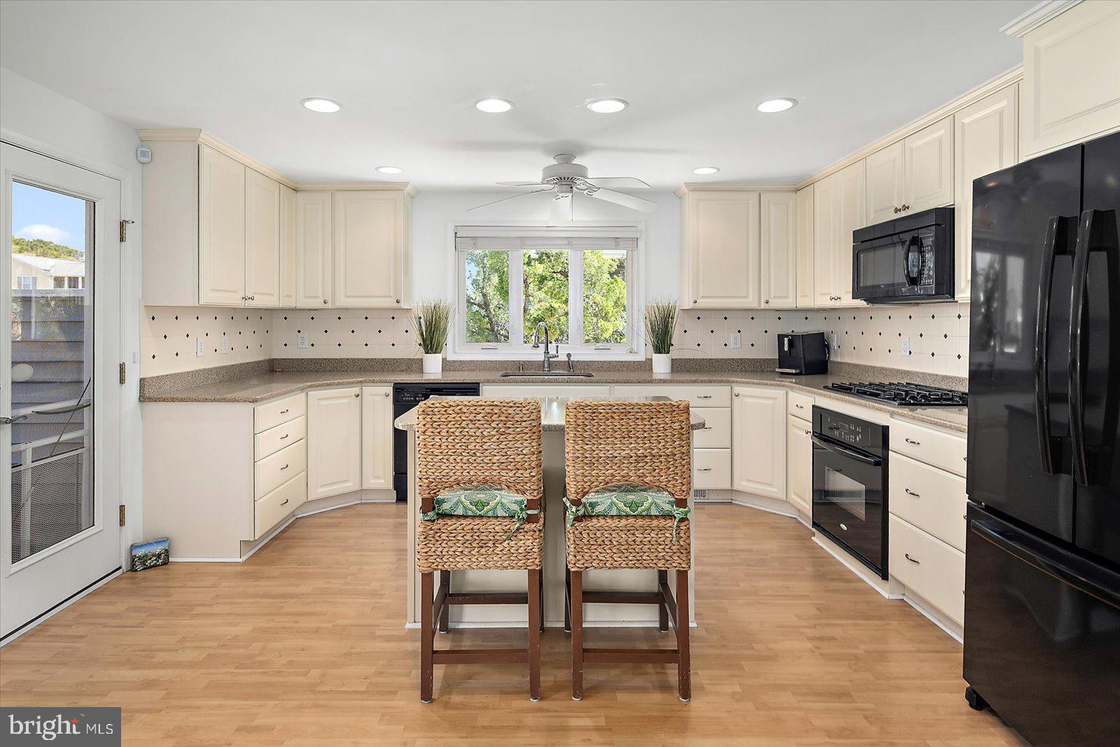 409 Bristol Road South Bethany, DE 19930 - Photo 34 of 89 Kitchen