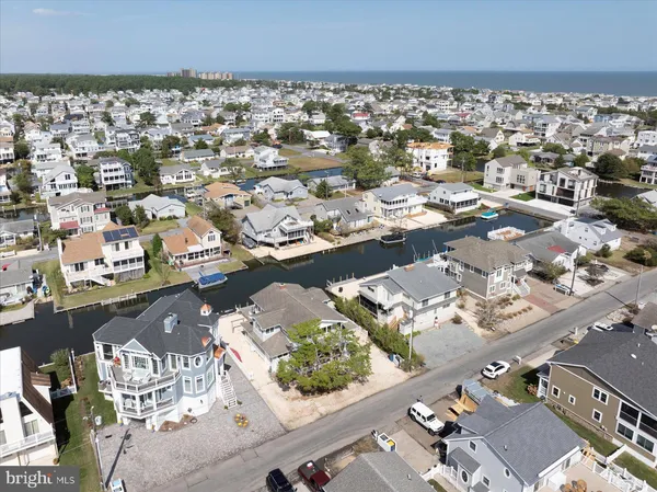 $1,700,000 | 409 Bristol Road, South Bethany, DE 19930