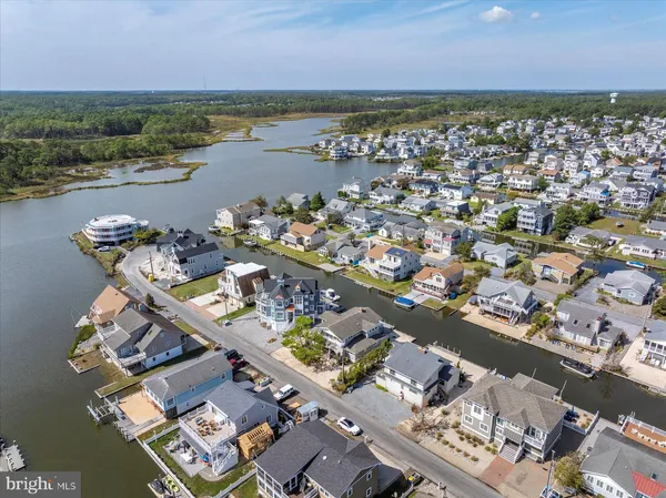 $1,700,000 | 409 Bristol Road, South Bethany, DE 19930
