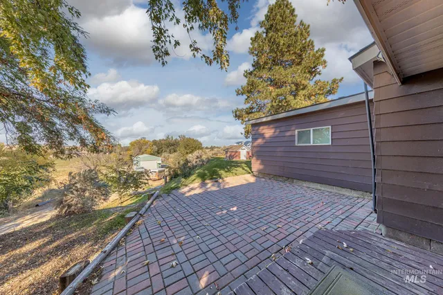 $575,000 | 28552 Market Road, Caldwell, ID 83607