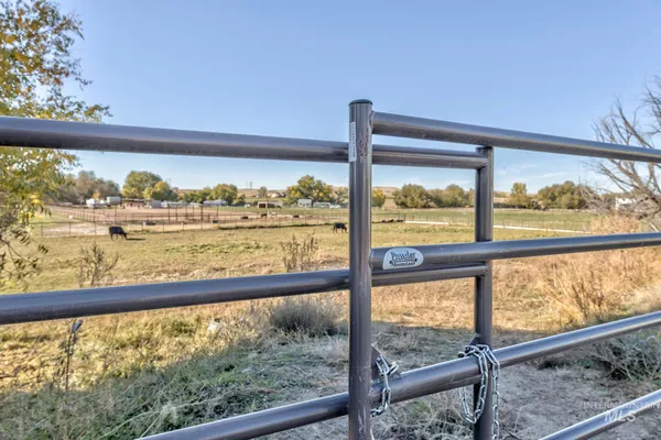 $549,900 | 28552 Market Road, Caldwell, ID 83607