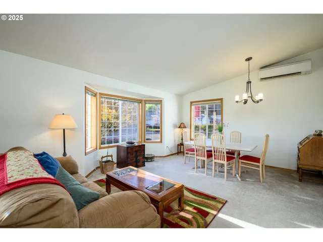 $429,900 | 700 Bell Street, Dayton, OR 97114