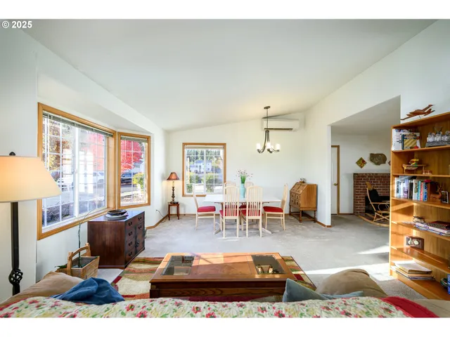 $429,900 | 700 Bell Street, Dayton, OR 97114