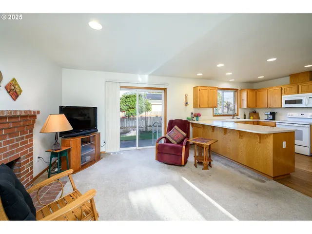 $429,900 | 700 Bell Street, Dayton, OR 97114