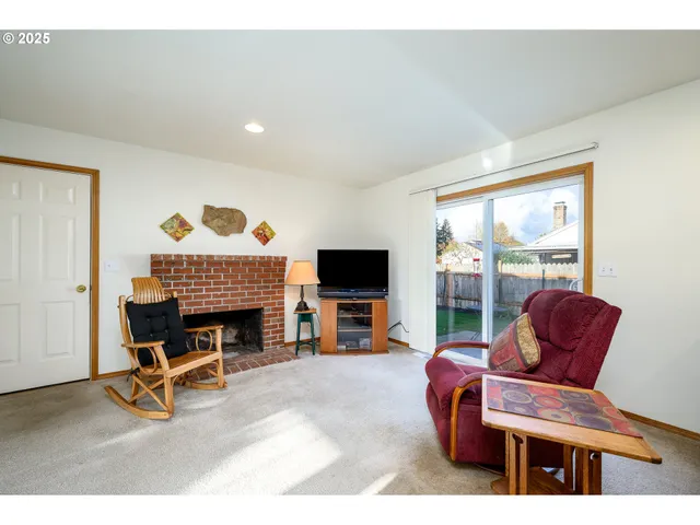 $429,900 | 700 Bell Street, Dayton, OR 97114