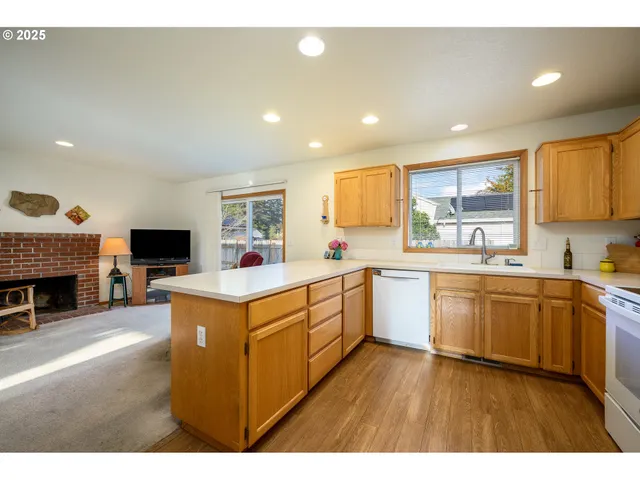 $429,900 | 700 Bell Street, Dayton, OR 97114