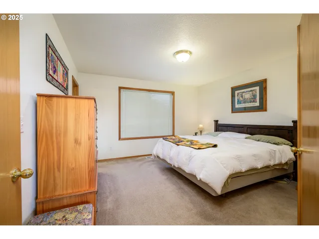 $429,900 | 700 Bell Street, Dayton, OR 97114