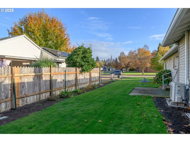 $429,900 | 700 Bell Street, Dayton, OR 97114