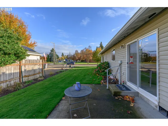 $429,900 | 700 Bell Street, Dayton, OR 97114
