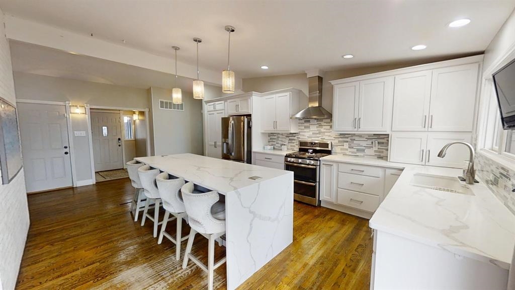 39 Valley Drive Casper, WY 82604 - Photo 2 of 46