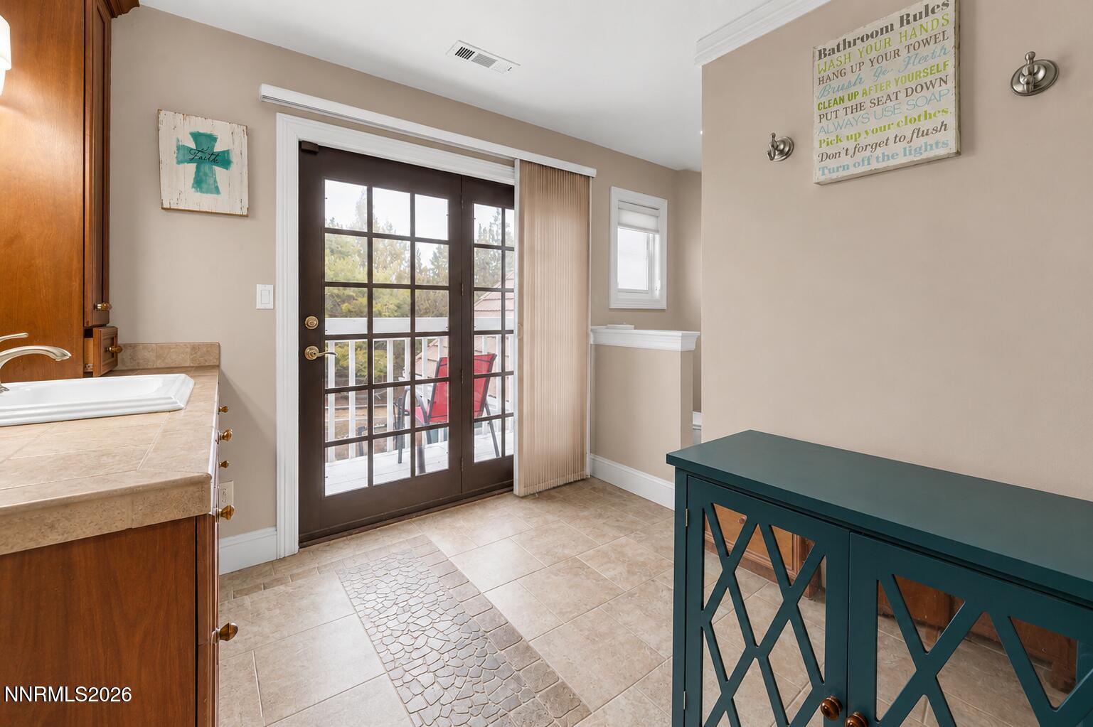 4260 Longknife Road Reno, NV 89519 - Photo 40 of 76 Longknife 38