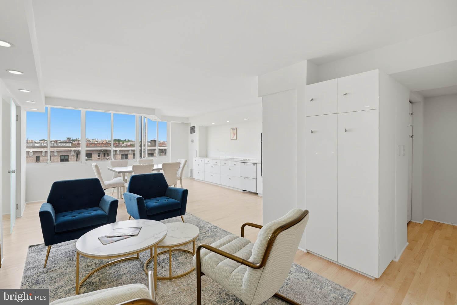 1718 P Street Northwest, Unit 902 Washington, DC 20036 - Photo 3 of 26