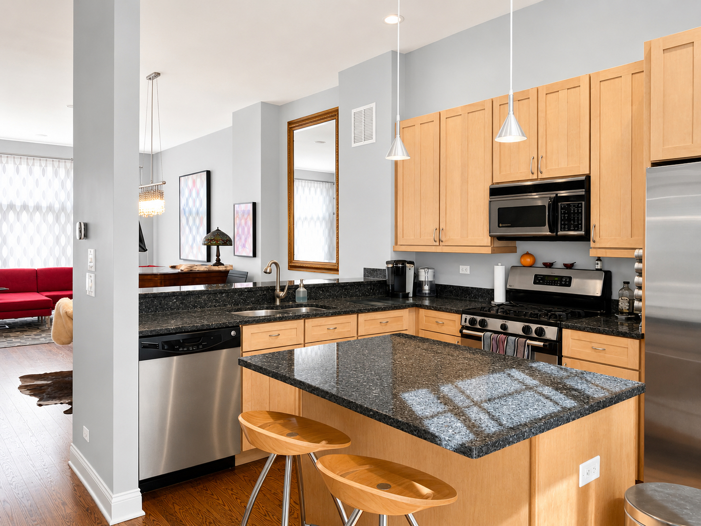 849 North May Street, Unit F Chicago, IL 60642 - Photo 8 of 29