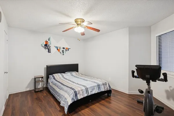 $1,199 | 2300 Balsam Drive, Unit G105, Arlington, TX 76006