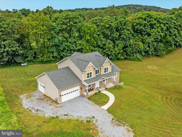 $799,000 | 21 Nimitz Lane, Hedgesville, WV 25427
