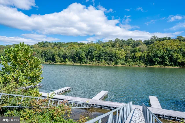 $799,000 | 21 Nimitz Lane, Hedgesville, WV 25427